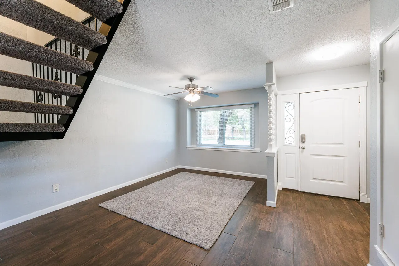 Photo 4 — 5735 38th Street, Lubbock, TX 79407