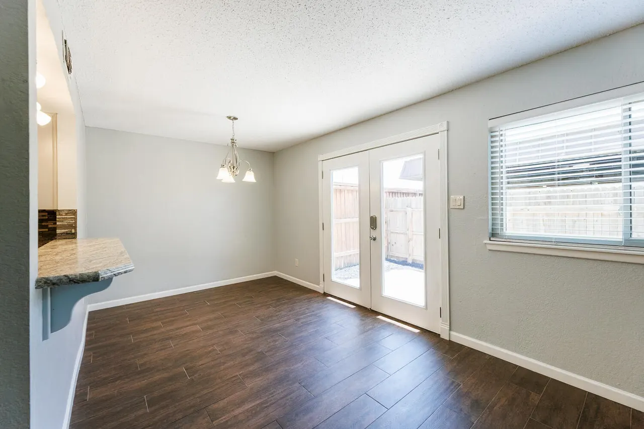 Photo 11 — 5735 38th Street, Lubbock, TX 79407