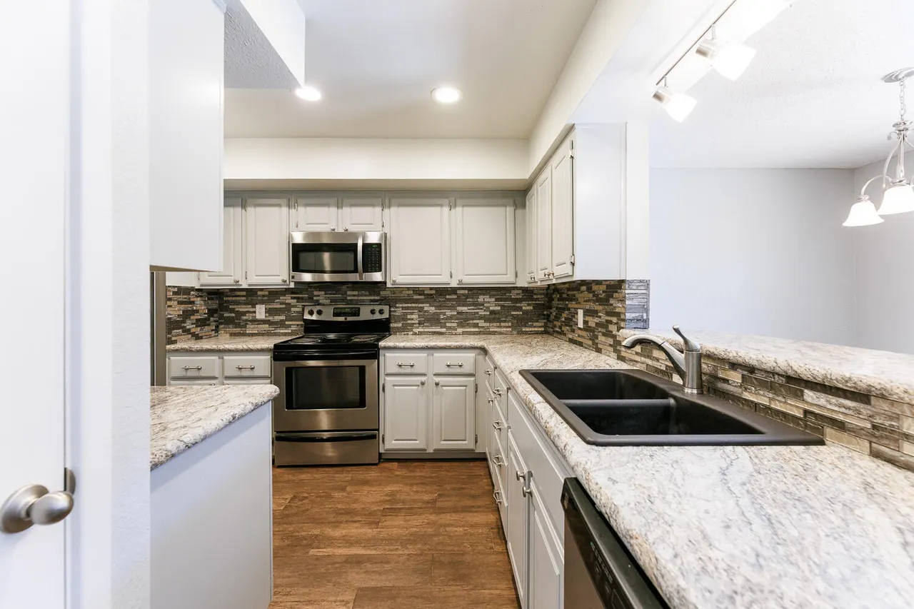 Photo 14 — 5735 38th Street, Lubbock, TX 79407