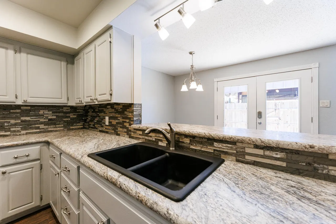 Photo 15 — 5735 38th Street, Lubbock, TX 79407