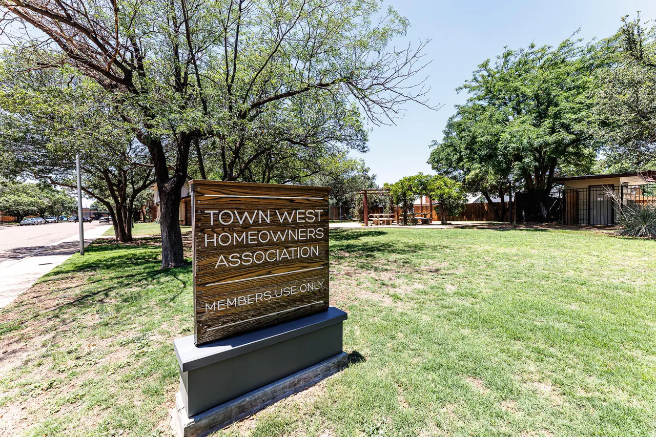 Photo 47 — 5735 38th Street, Lubbock, TX 79407