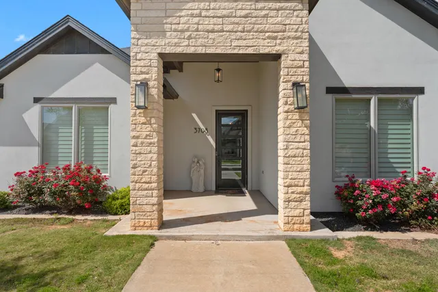 Photo 3 — 3708 118th Street, Lubbock, TX 79423