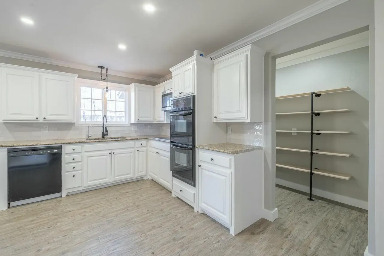 Photo 9 — 5514 76th Street, Lubbock, TX 79424