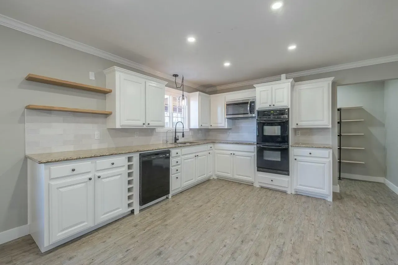 Photo 13 — 5514 76th Street, Lubbock, TX 79424