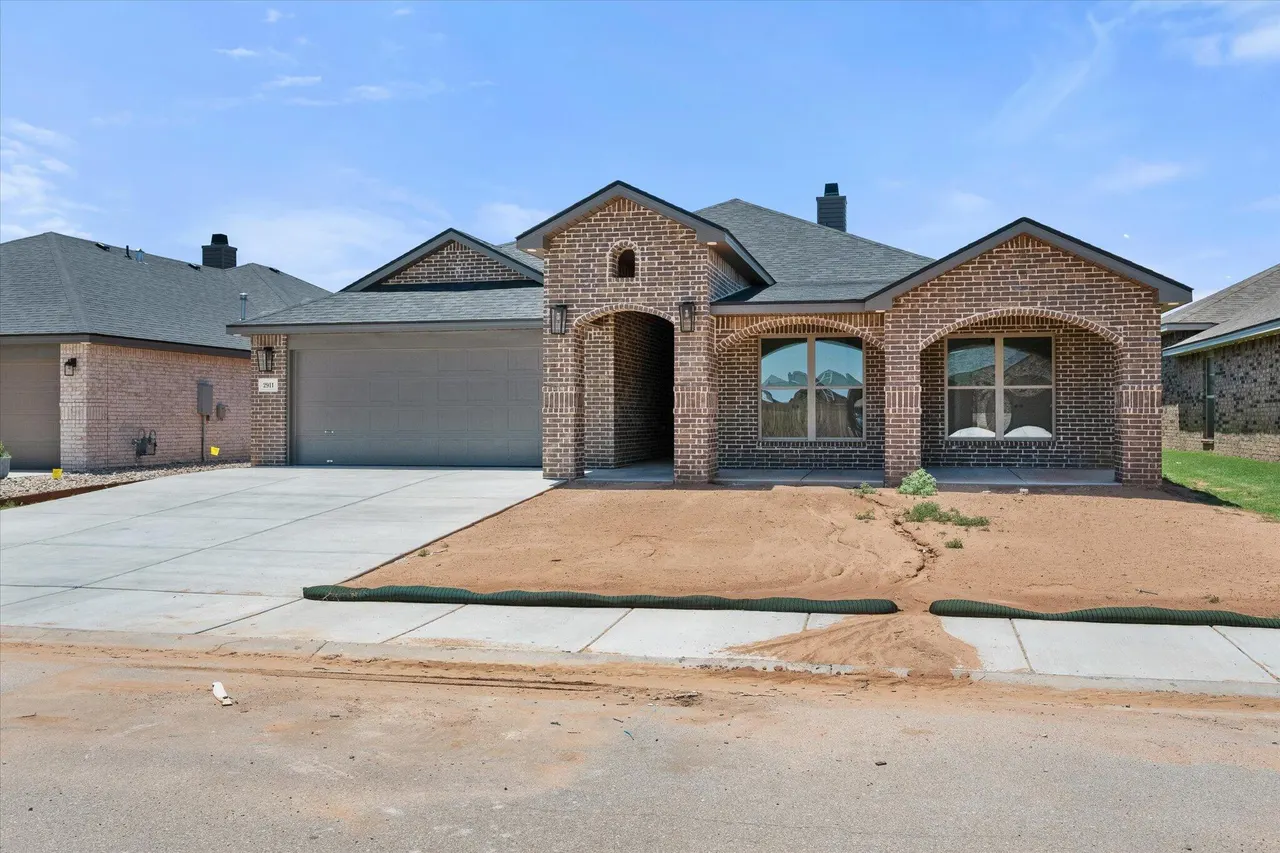 Photo 3 — 2911 Ranch Avenue, Wolfforth, TX 79382