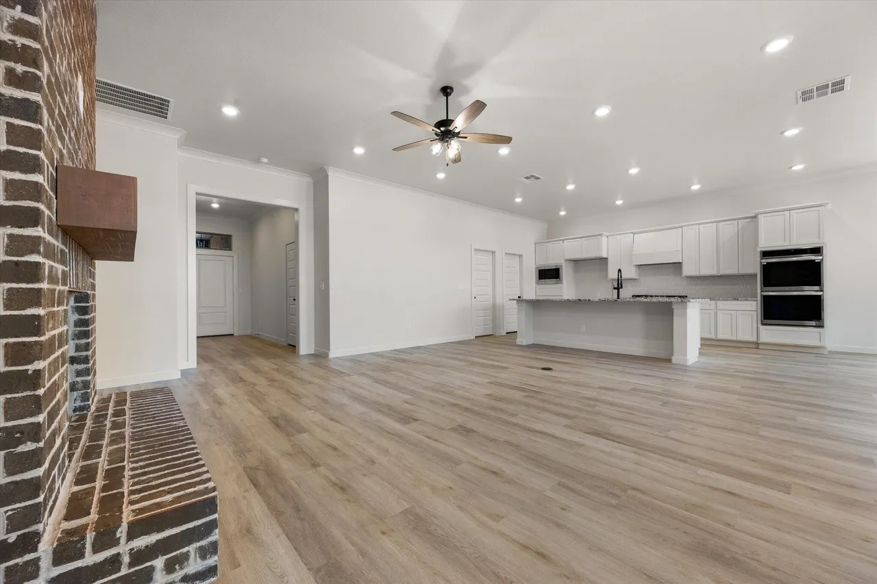 Photo 8 — 2911 Ranch Avenue, Wolfforth, TX 79382