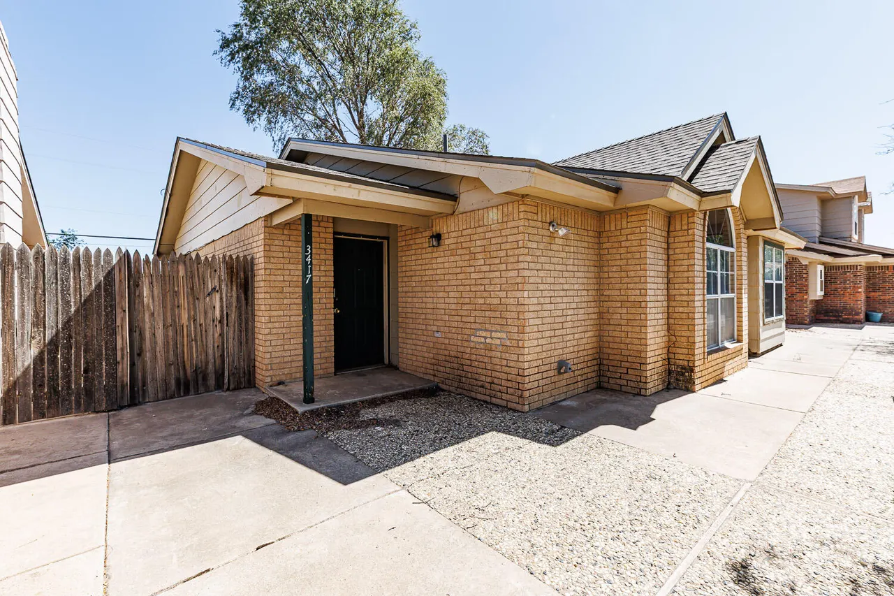 Photo 5 — 3417 & 3419  Hyden, Lubbock, TX 79407