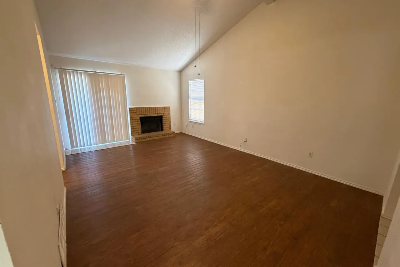 Photo 6 — 3417 & 3419  Hyden, Lubbock, TX 79407