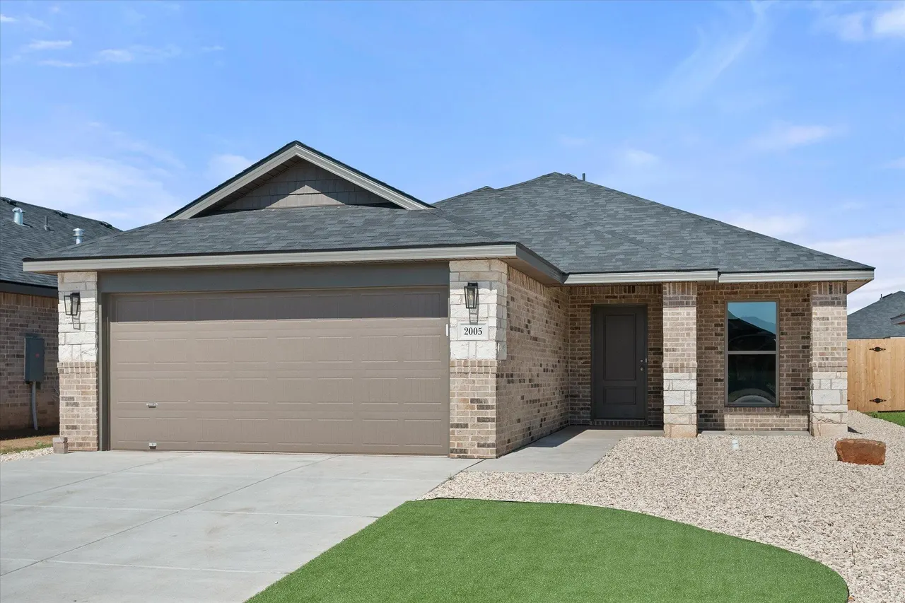 Front exterior — 2005 Durham Avenue, Wolfforth, TX 79382