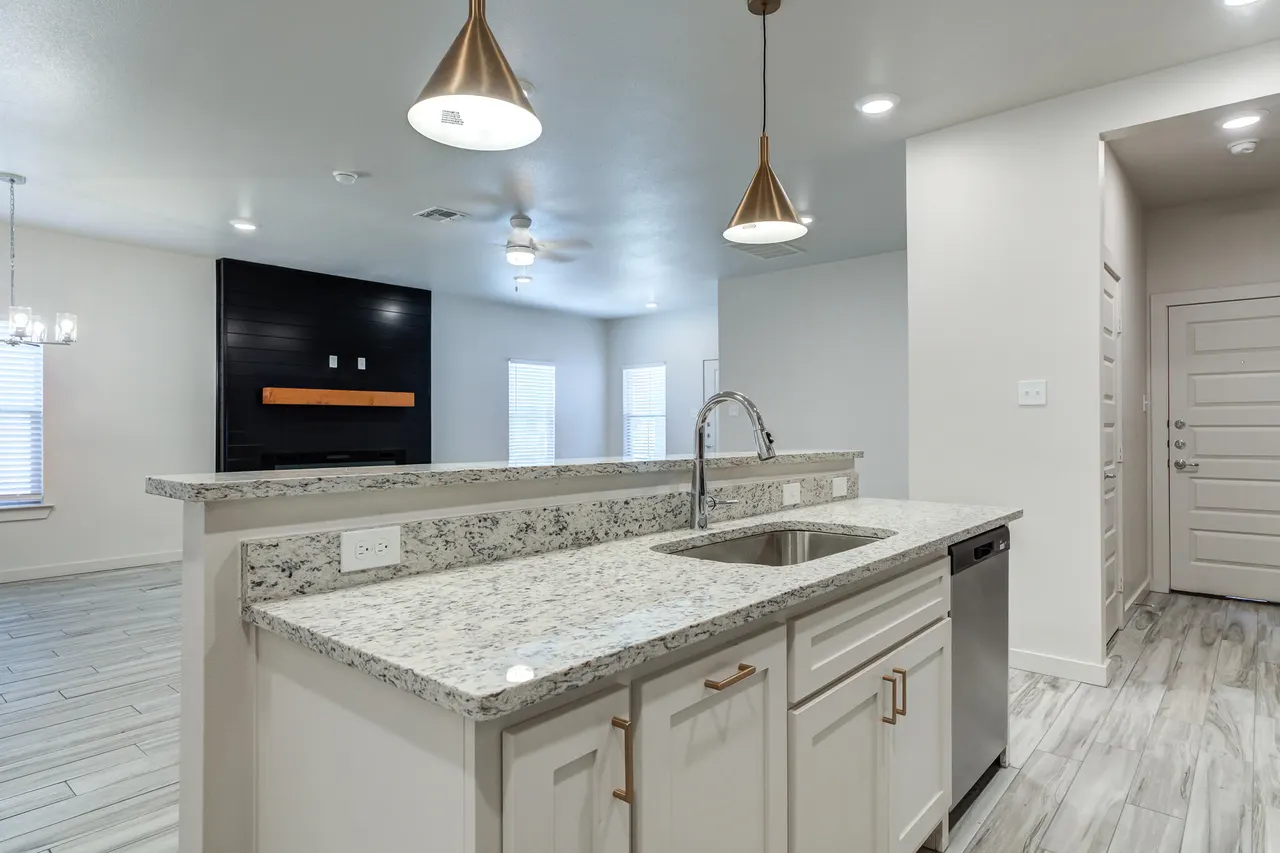 Photo 12 — 1145 N 7th Street, Wolfforth, TX 79382
