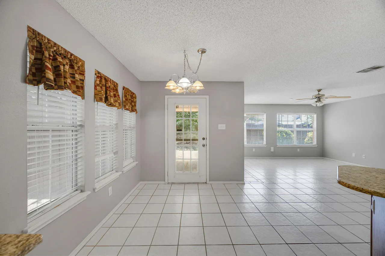 Photo 17 — 5811 90th Street, Lubbock, TX 79424
