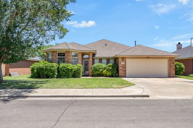Photo 2 — 5811 90th Street, Lubbock, TX 79424
