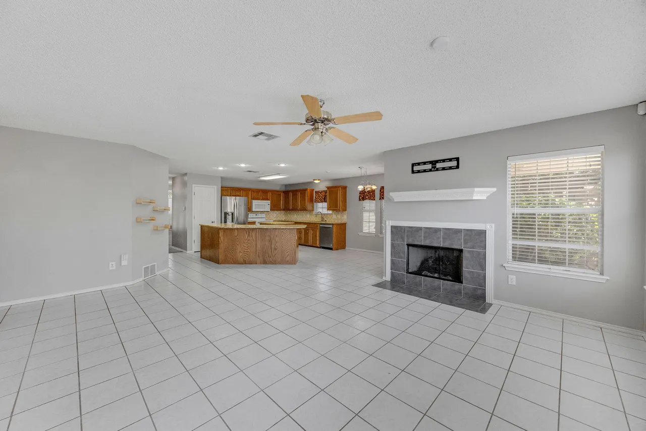 Photo 21 — 5811 90th Street, Lubbock, TX 79424