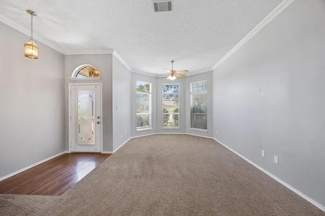 Photo 6 — 5811 90th Street, Lubbock, TX 79424