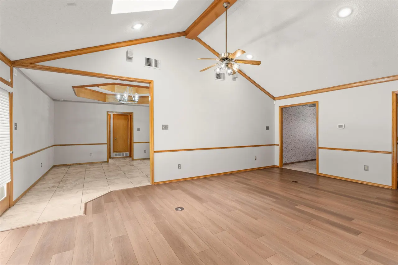 Photo 9 — 8605 Richmond Avenue, Lubbock, TX 79424
