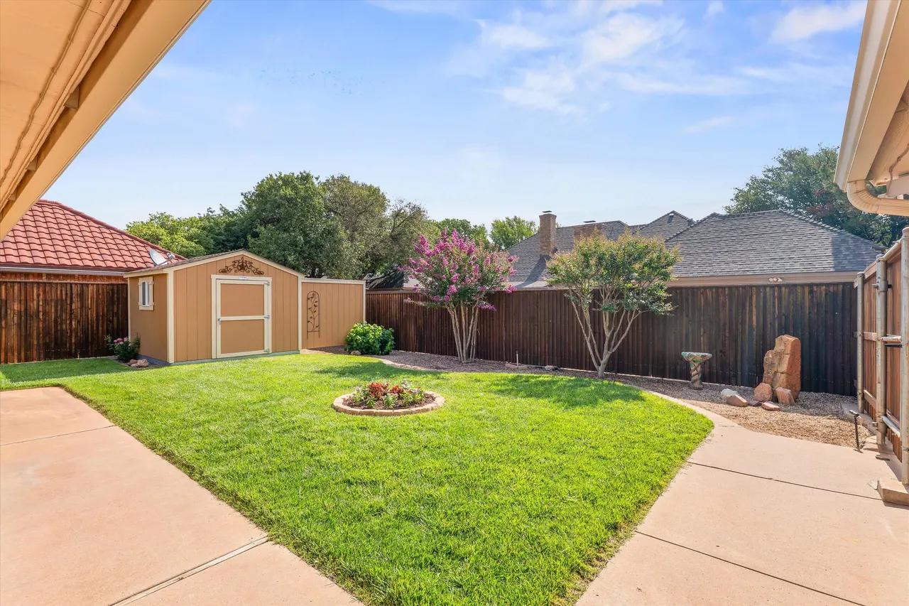 Photo 33 — 8605 Richmond Avenue, Lubbock, TX 79424