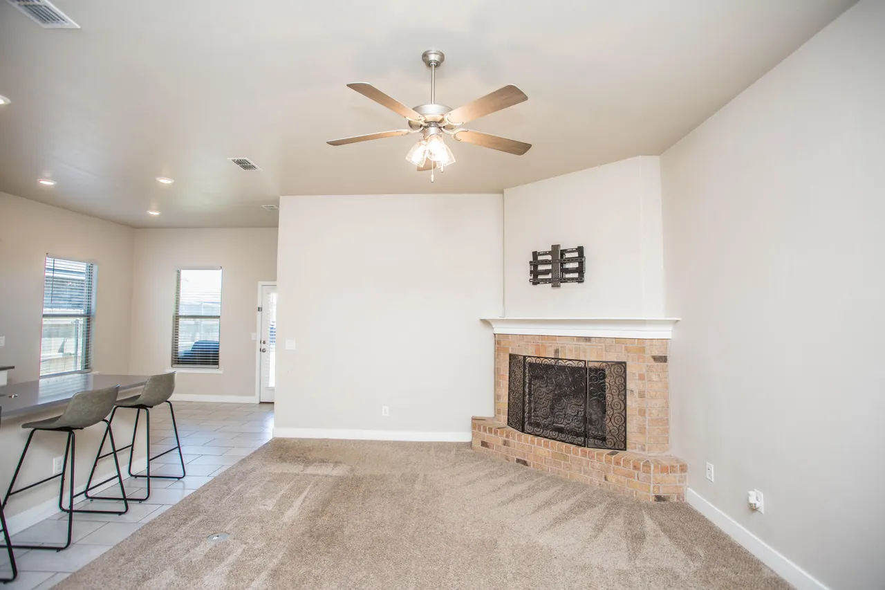 Photo 4 — 13819 Avenue S, Lubbock, TX 79423