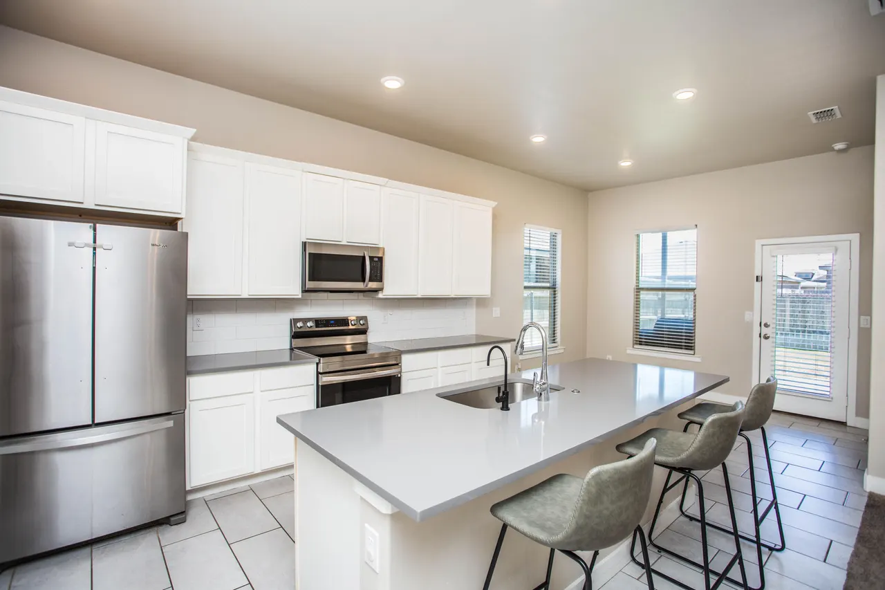 Photo 8 — 13819 Avenue S, Lubbock, TX 79423