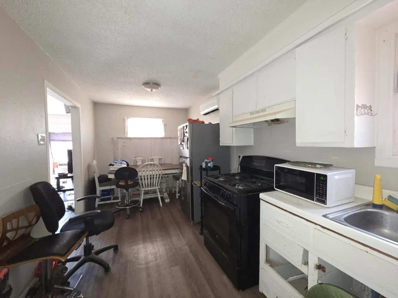 Photo 2 — 402 39th Street, Lubbock, TX 79404