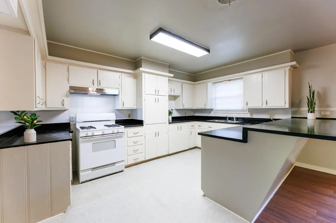 Photo 23 — 2508 61st Street, Lubbock, TX 79413