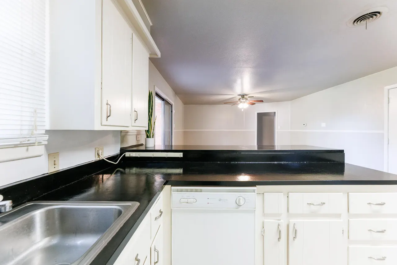 Photo 28 — 2508 61st Street, Lubbock, TX 79413