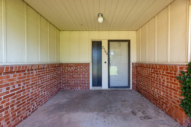 Photo 5 — 2508 61st Street, Lubbock, TX 79413