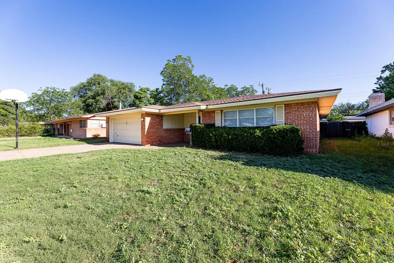 Photo 4 — 2508 61st Street, Lubbock, TX 79413
