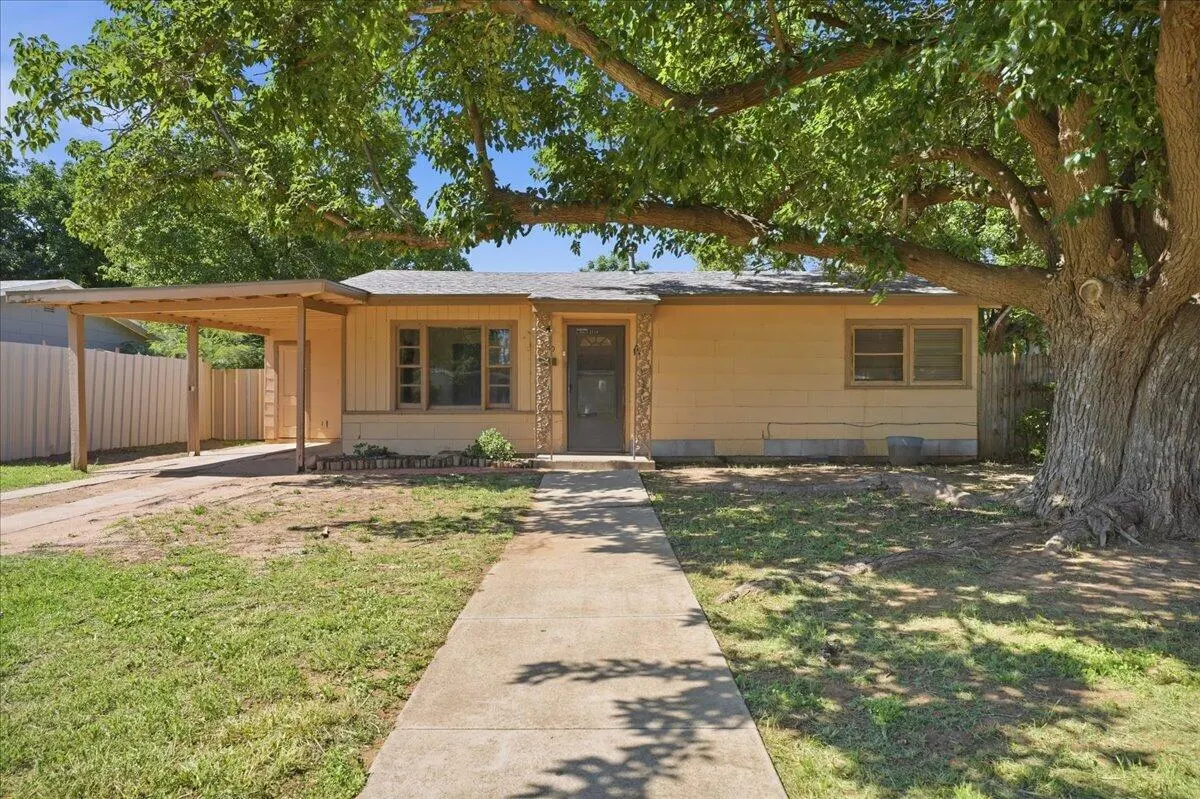 Photo 2 — 2110 47th Street, Lubbock, TX 79412
