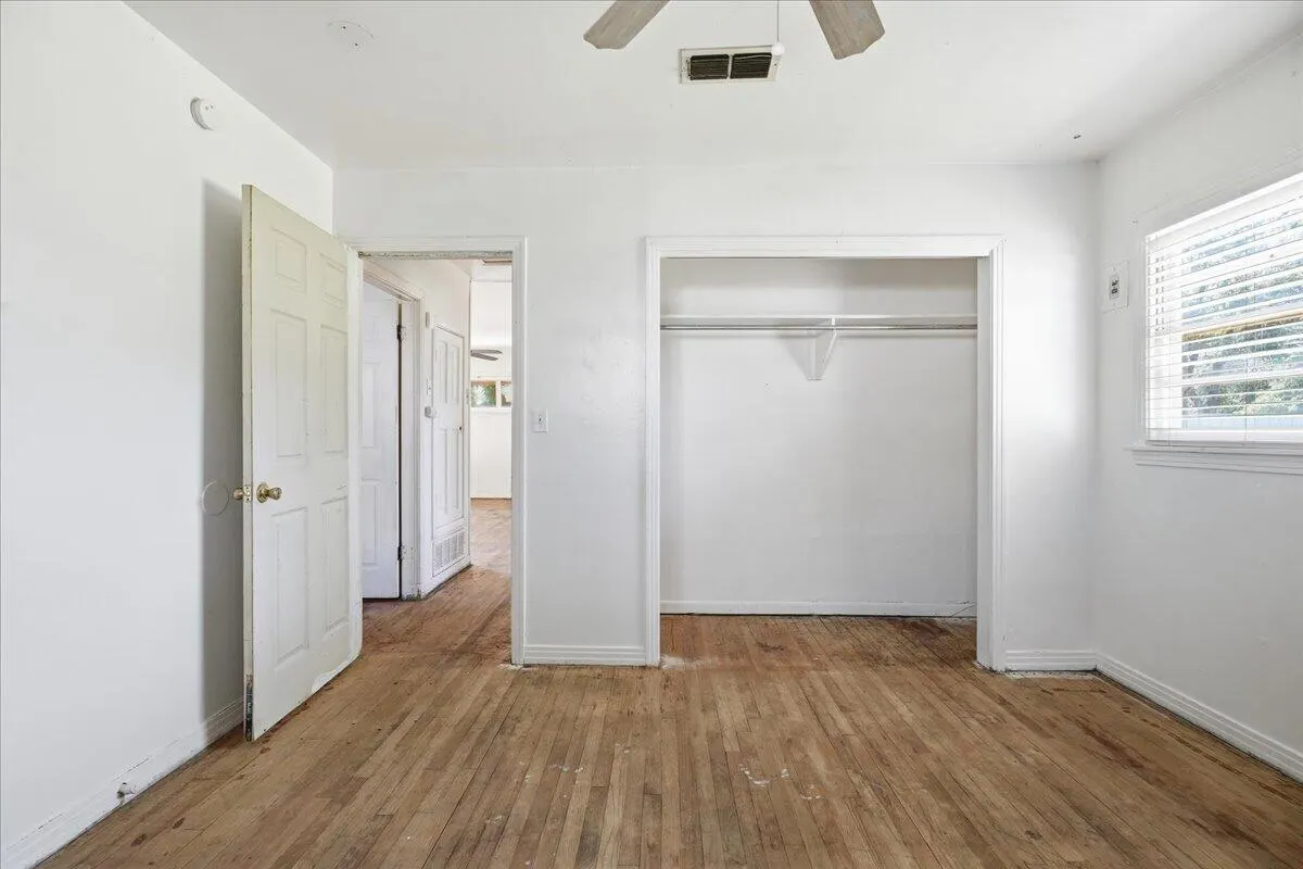 Photo 10 — 2110 47th Street, Lubbock, TX 79412