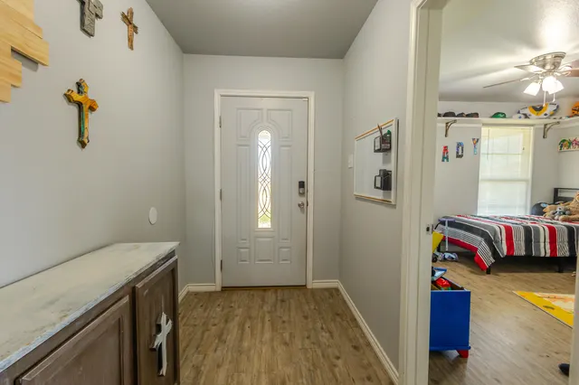 Photo 8 — 8807 17th Street, Lubbock, TX 79416