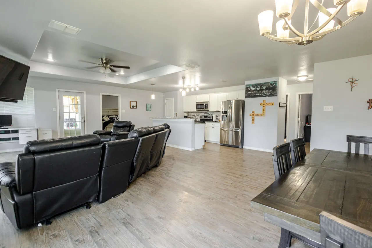 Photo 12 — 8807 17th Street, Lubbock, TX 79416