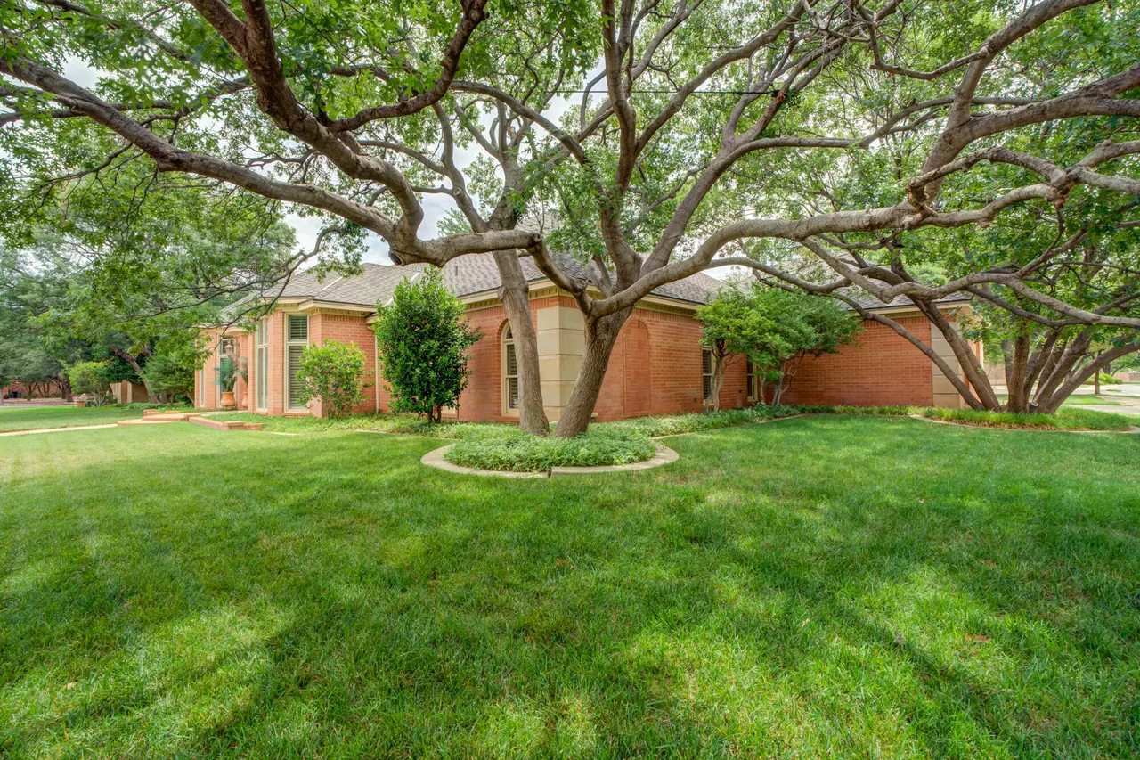 Photo 9 — 9317 Salisbury Avenue, Lubbock, TX 79424