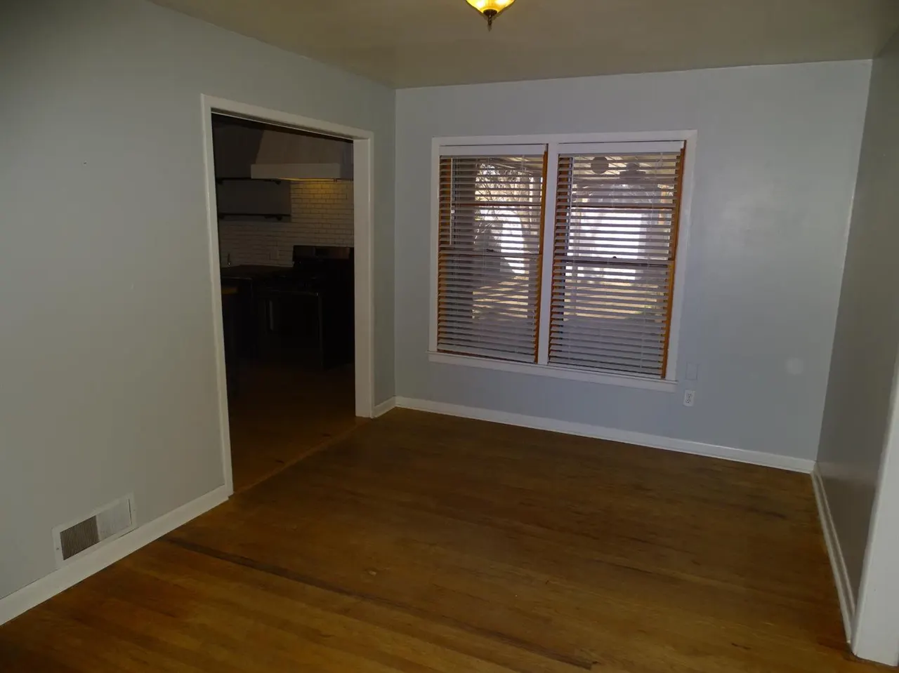 Photo 4 — 3702 26th Street, Lubbock, TX 79410