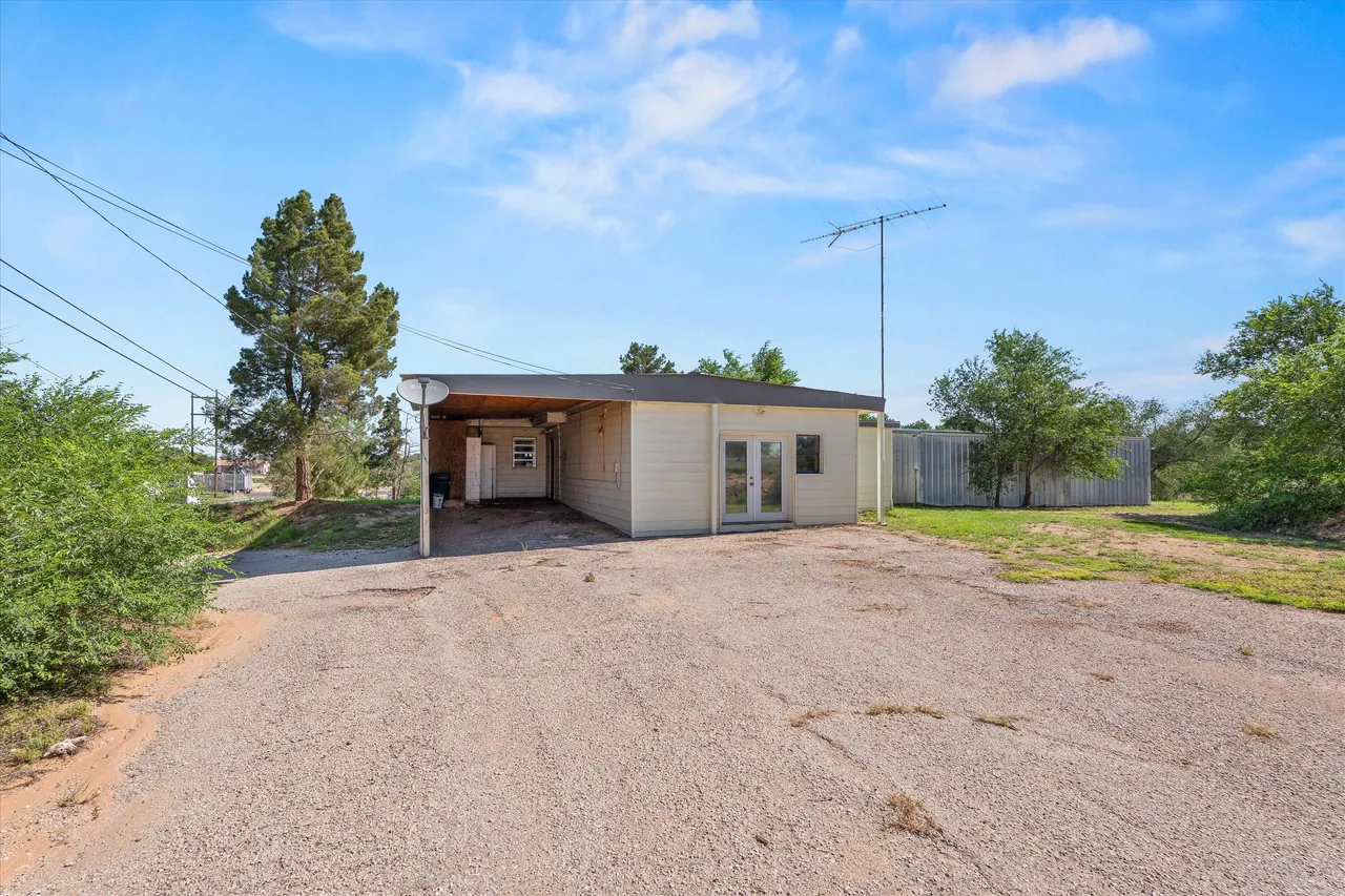 Photo 19 — 202 S 14th Street, Brownfield, TX 79316