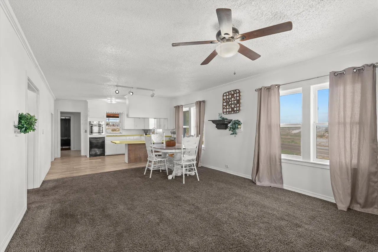 Photo 6 — 202 S 14th Street, Brownfield, TX 79316