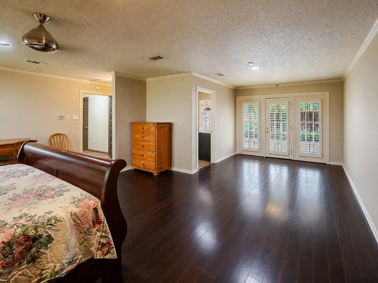 Photo 15 — 4910 19th Street, Lubbock, TX 79407