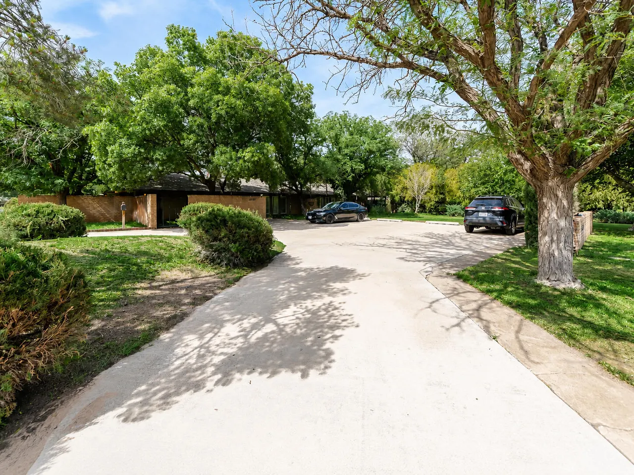 Photo 8 — 4910 19th Street, Lubbock, TX 79407