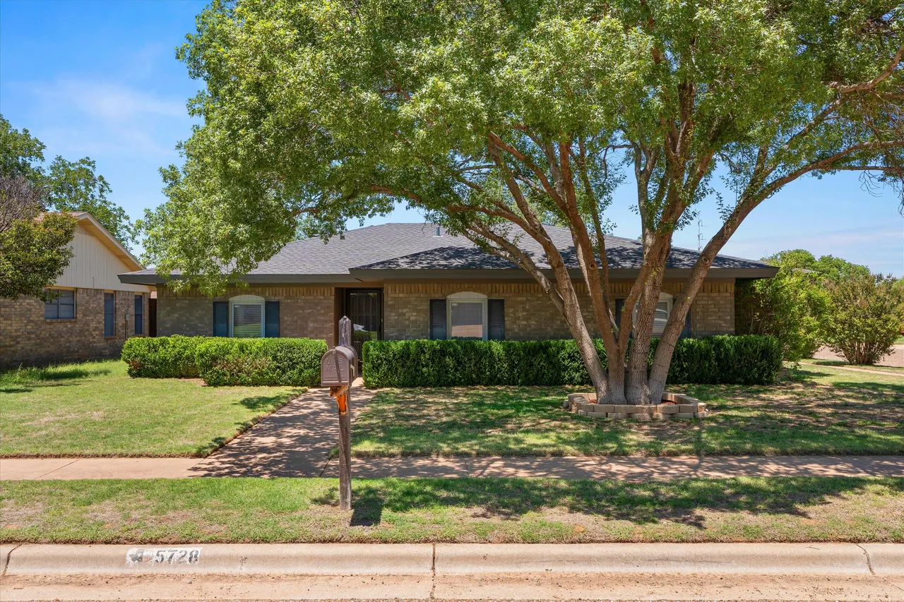 Photo 5 — 5728 35th Street, Lubbock, TX 79407
