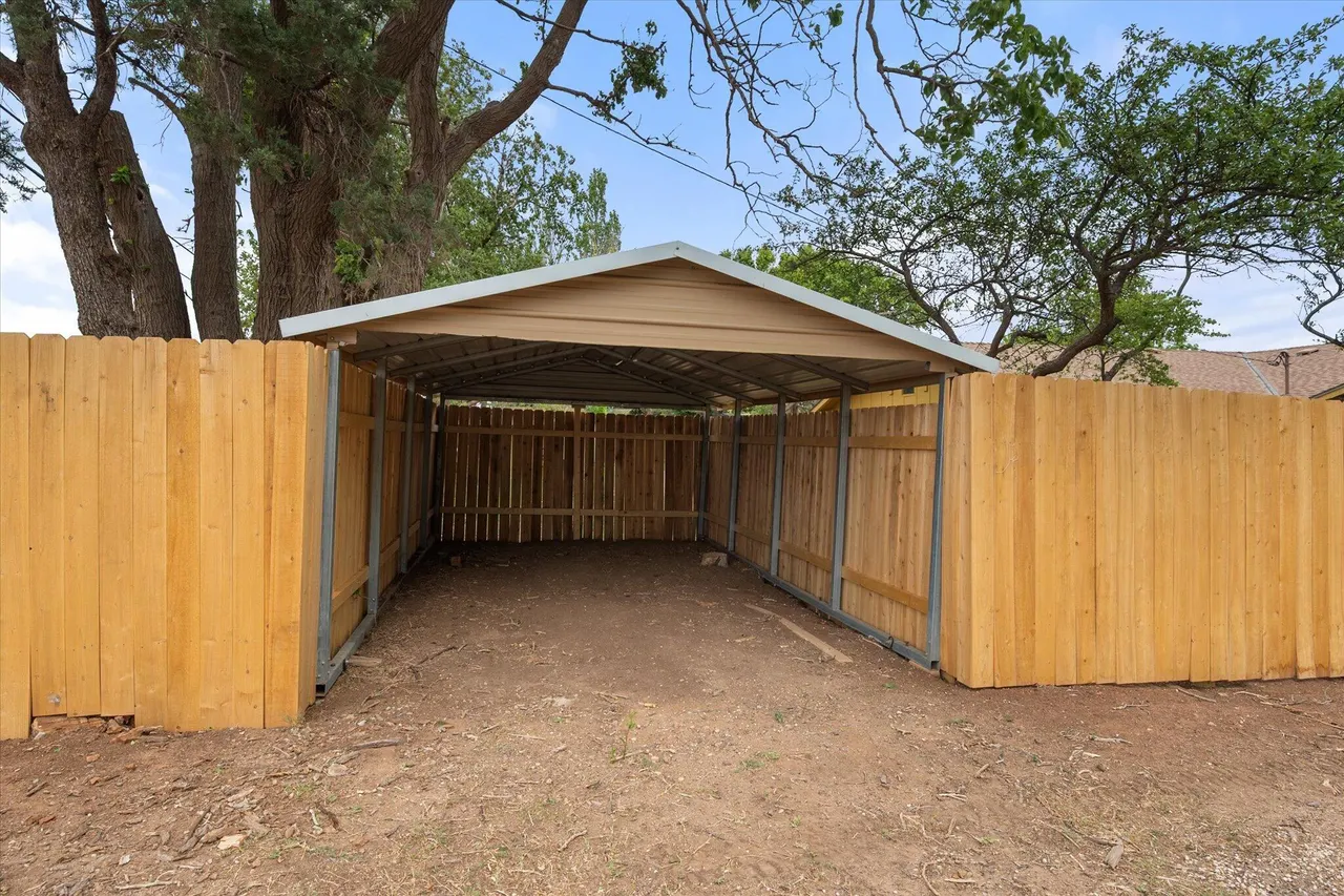 Photo 8 — 7006 W 13th Street, Plainview, TX 79072