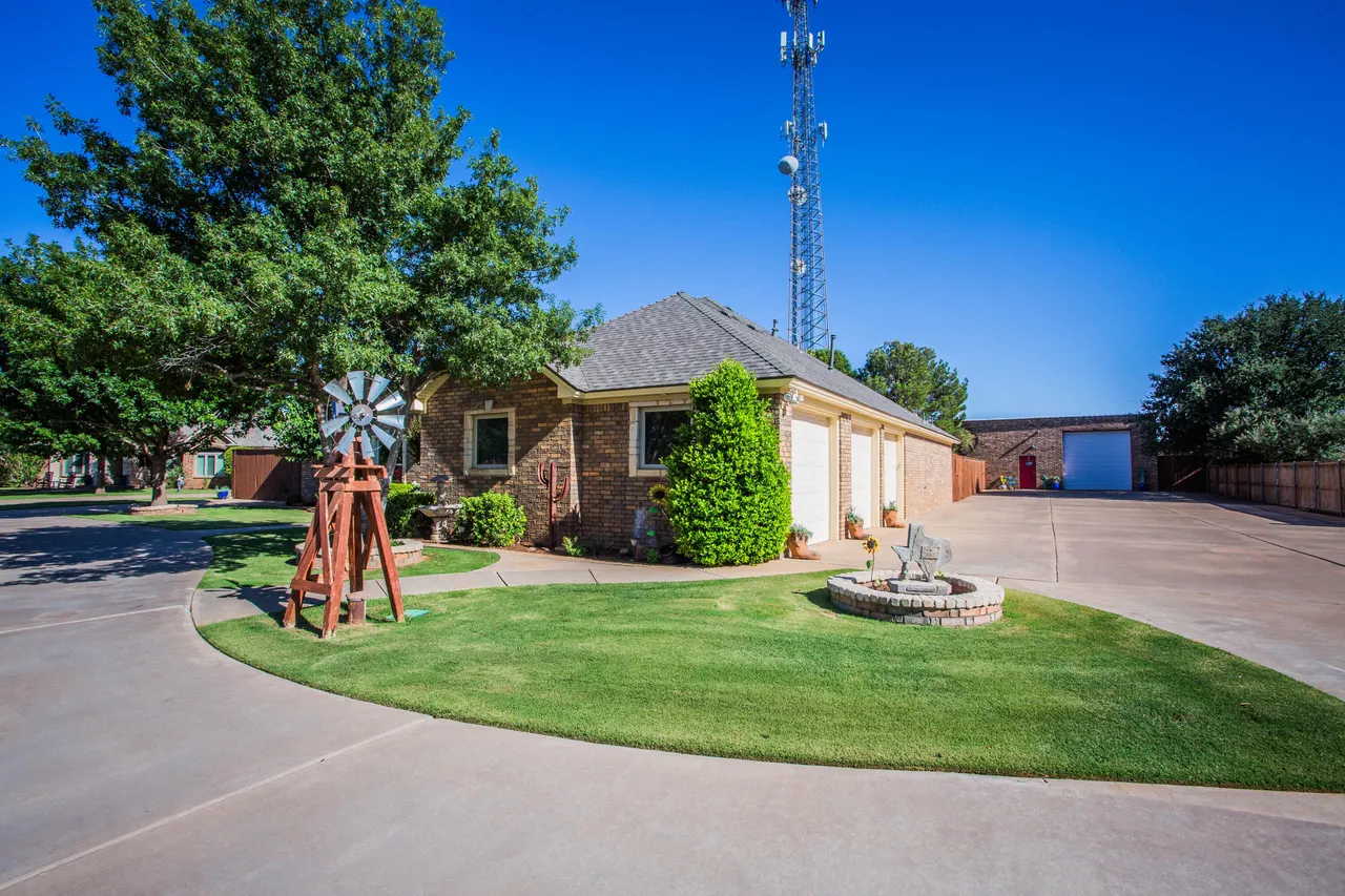 Photo 9 — 6803 79th Street, Lubbock, TX 79424