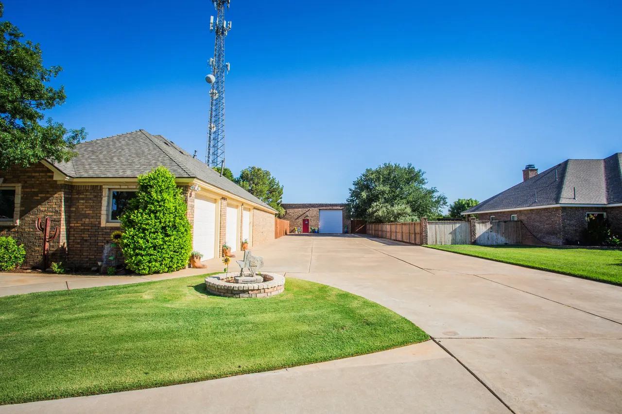 Photo 10 — 6803 79th Street, Lubbock, TX 79424