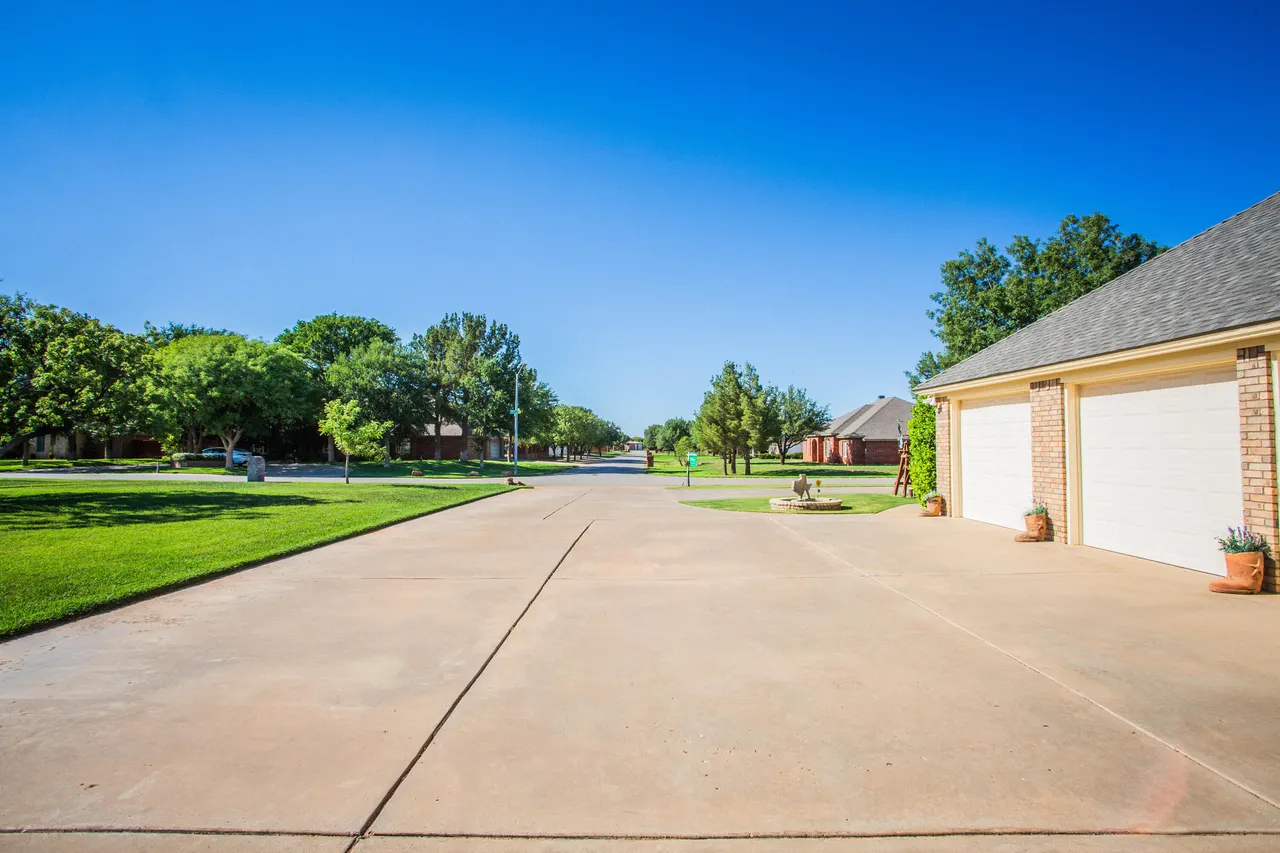 Photo 14 — 6803 79th Street, Lubbock, TX 79424