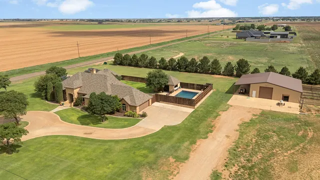 Front exterior — 7824 FM 2641, Shallowater, TX 79363