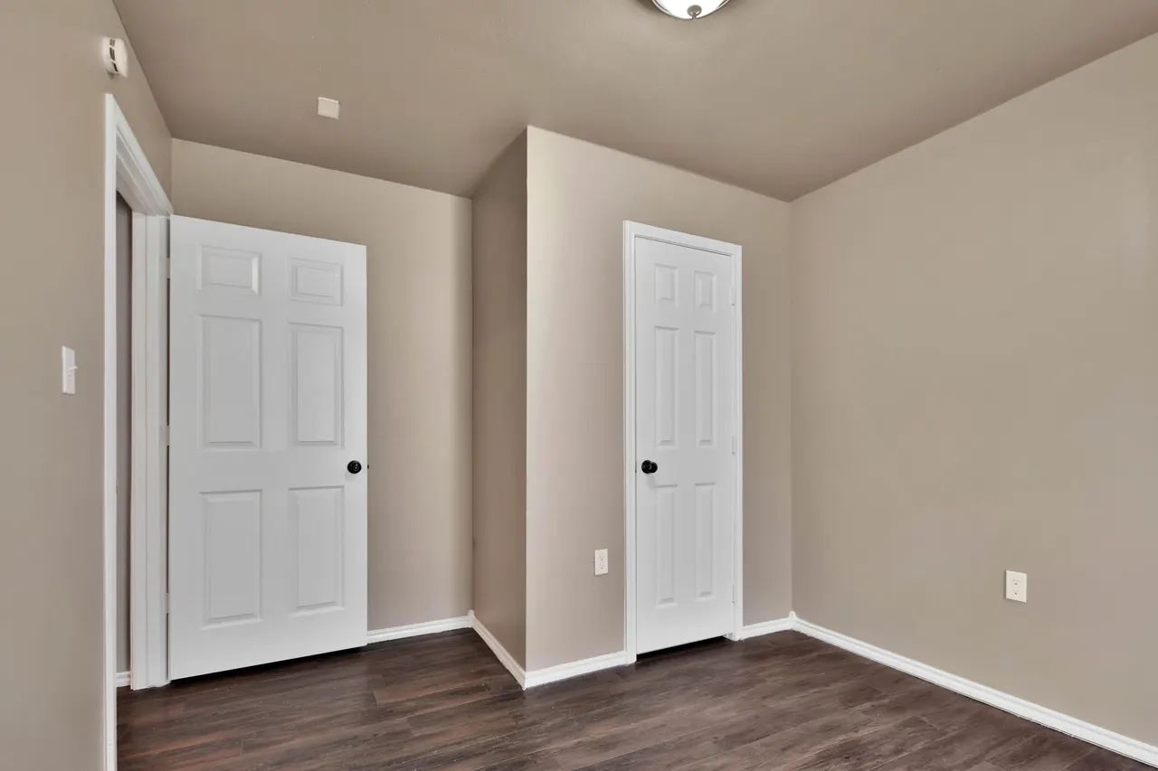 Photo 12 — 209 36th Street, Lubbock, TX 79404