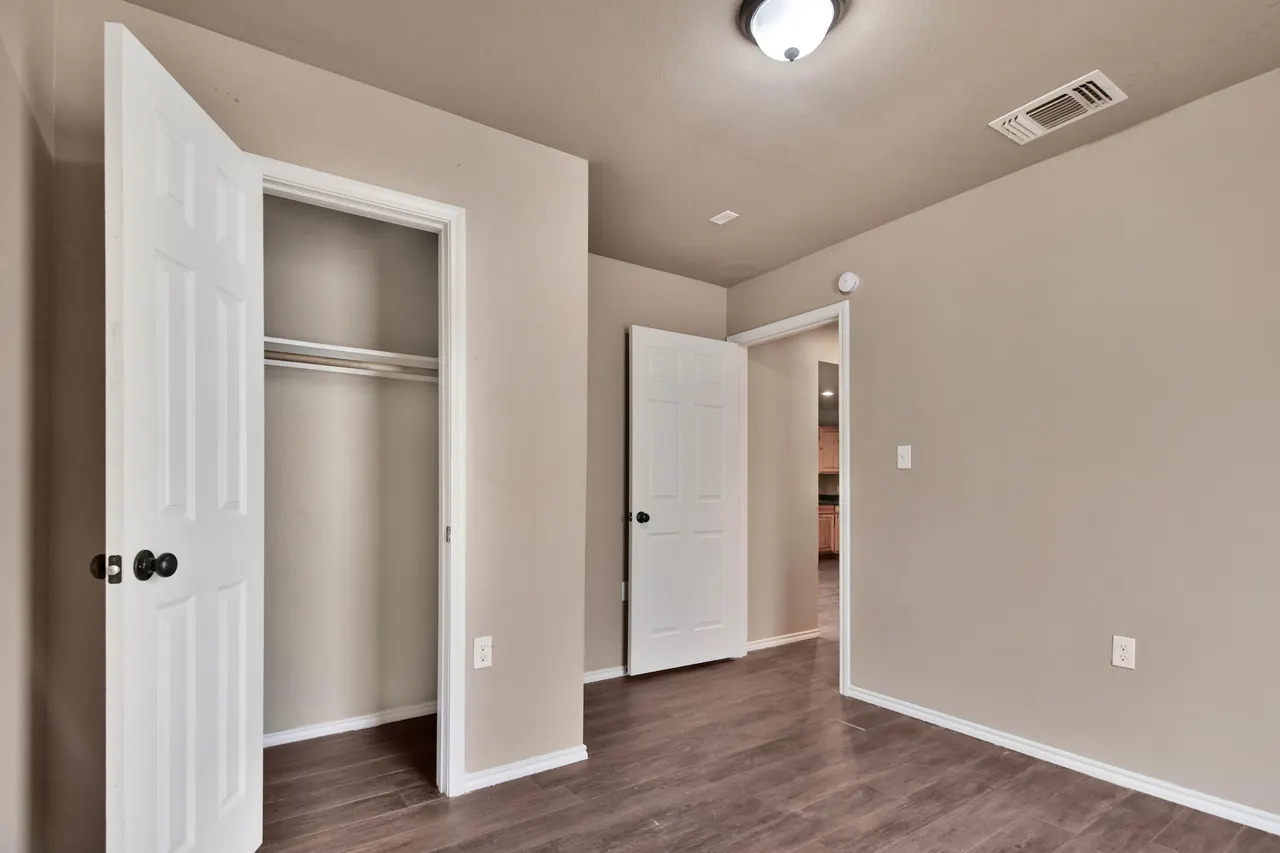 Photo 16 — 209 36th Street, Lubbock, TX 79404