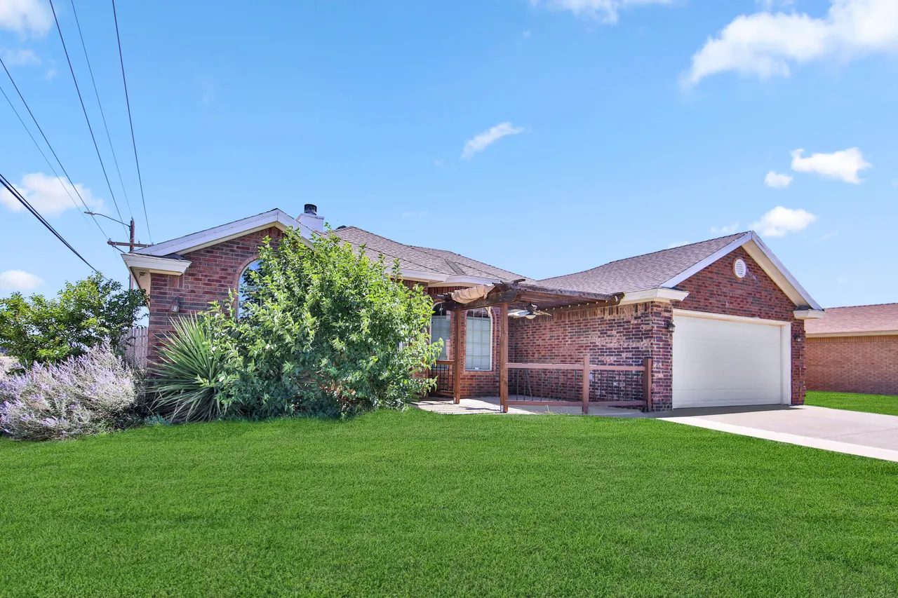 Photo 3 — 6501 87th Street, Lubbock, TX 79424