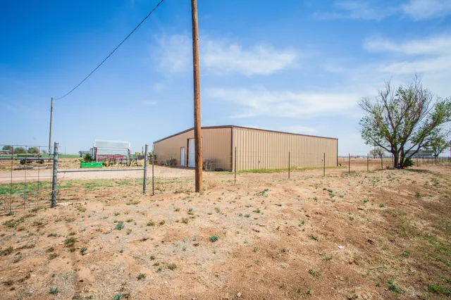 Photo 3 — 3902 N Magnolia Avenue, Lubbock, TX 79403
