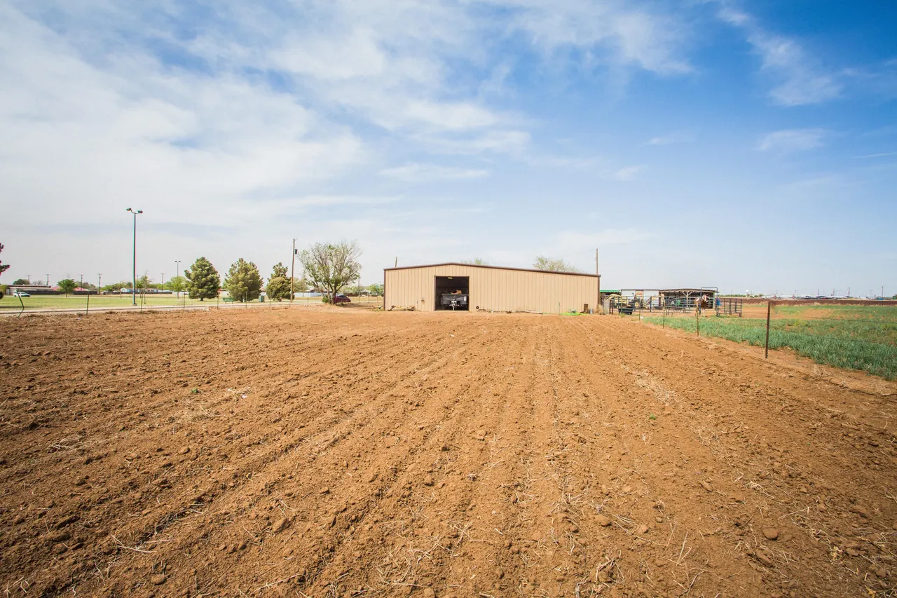 Photo 15 — 3902 N Magnolia Avenue, Lubbock, TX 79403