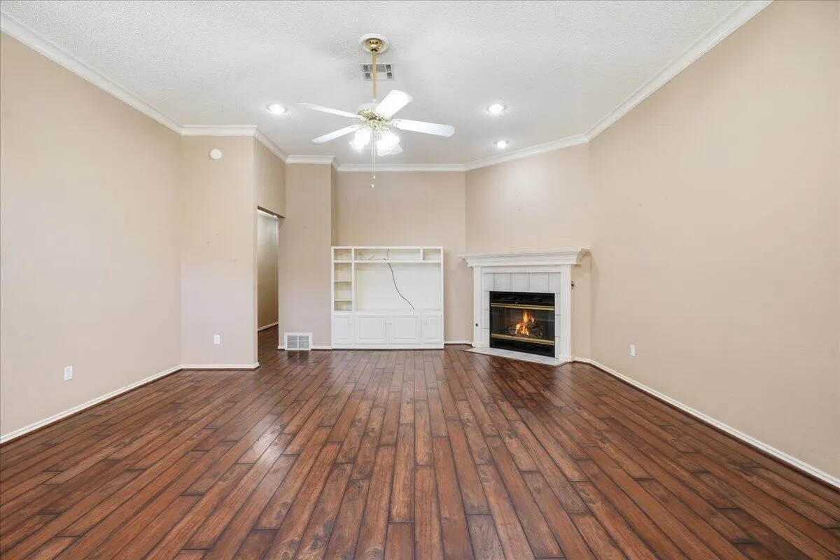 Photo 5 — 5513 65th Street, Lubbock, TX 79424