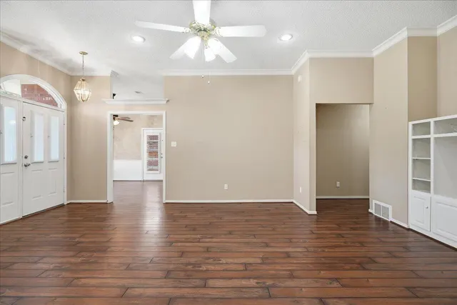 Photo 6 — 5513 65th Street, Lubbock, TX 79424
